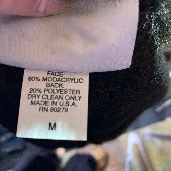 Caribou Crossing vest faux fur brown/black SZ M from Alaska full zip up fuzzy - Picture 11 of 13